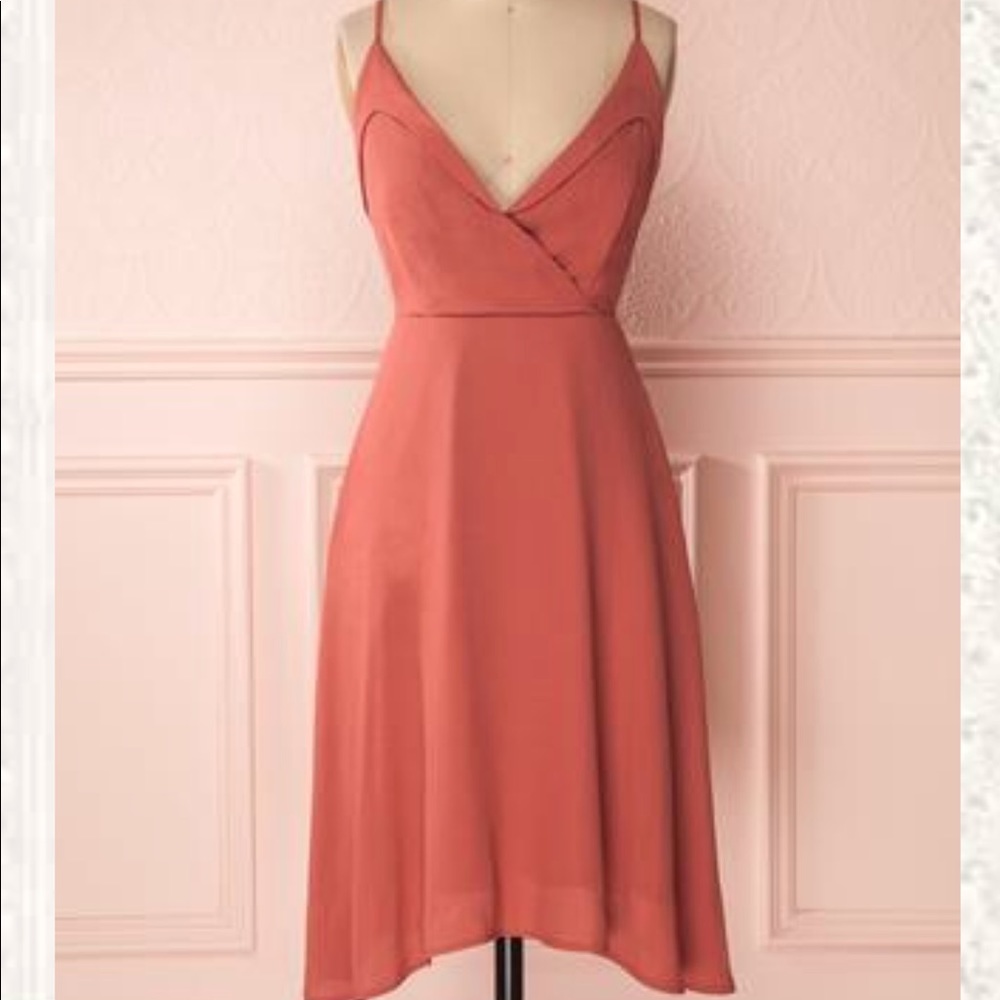 Rose pink wrap dress in Size Large! NEW WITH TAGS